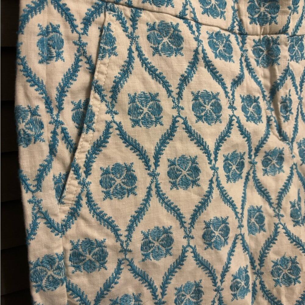 LOFT Off White Linen Turquoise Floral Embroidered Patterned Women's Shorts Sz 4 - Picture 4 of 10